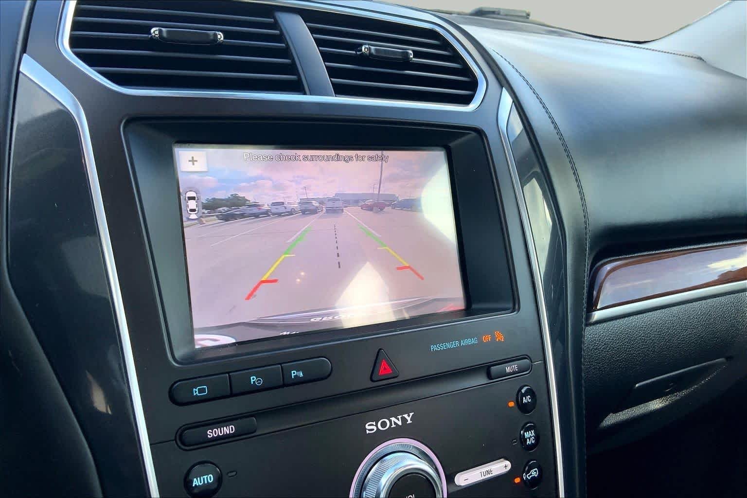 Used 2019 Blue Ford Platinum image 29