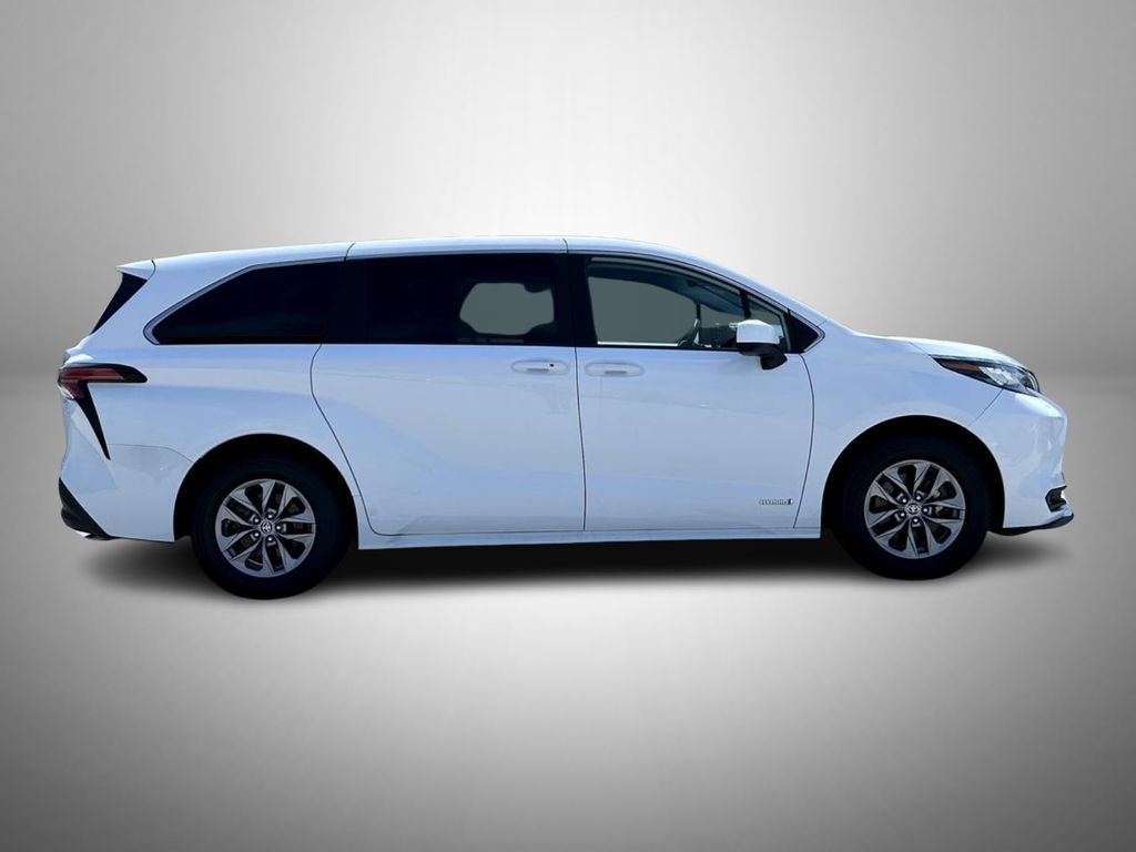 Used 2021 White Toyota LE image 4