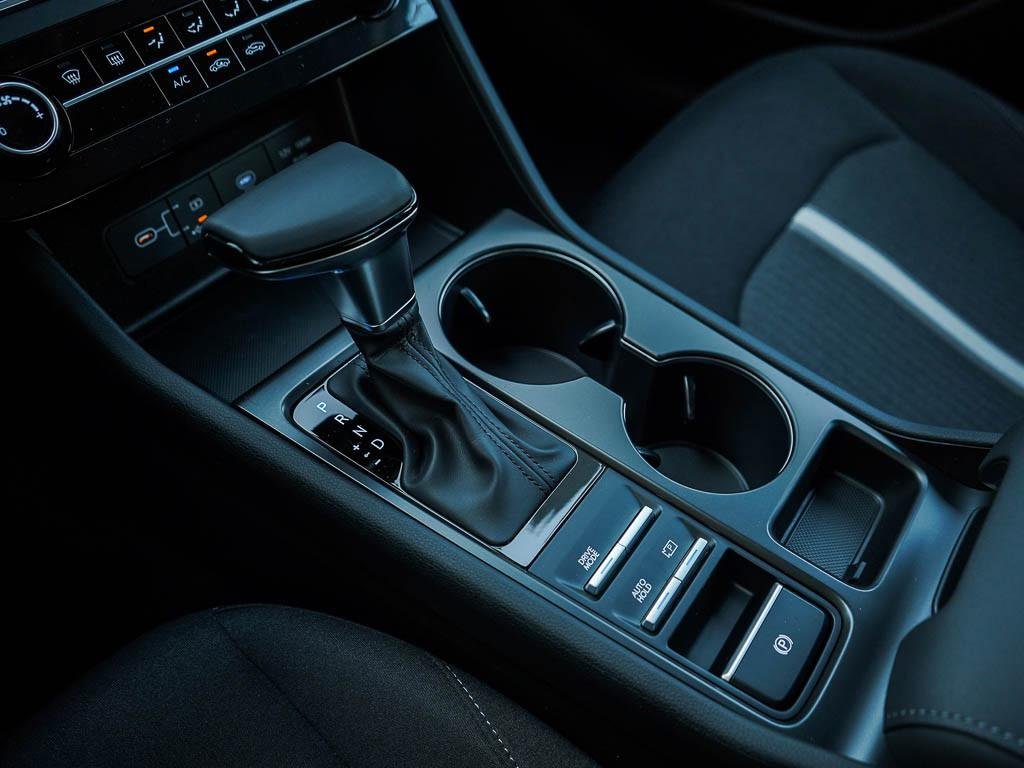 New 2026 Carbon Blue Hyundai SE FWD image 47