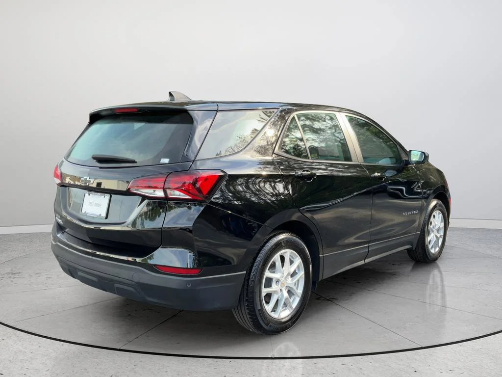 2024 Chevrolet Equinox LS - Photo 7
