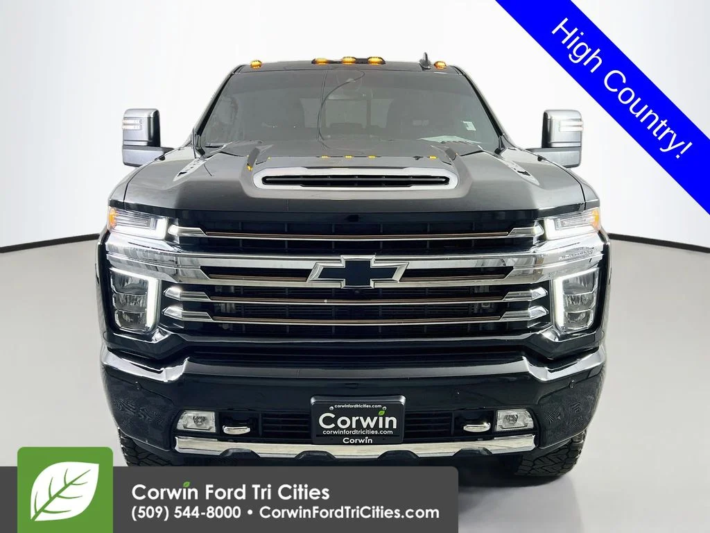 Used 2022 Black Chevrolet High Country image 4
