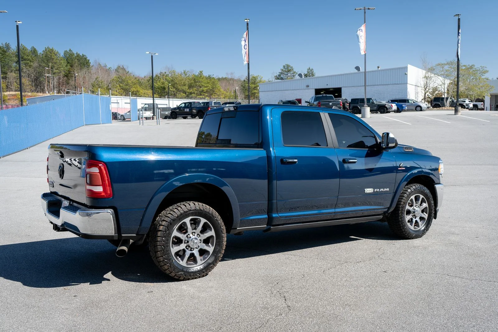 Used 2019 Blue Ram Laramie Longhorn image 13