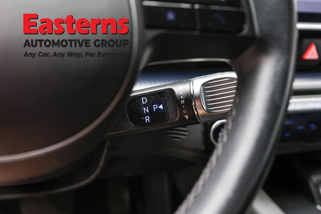 Used 2024 Red Hyundai SE image 21