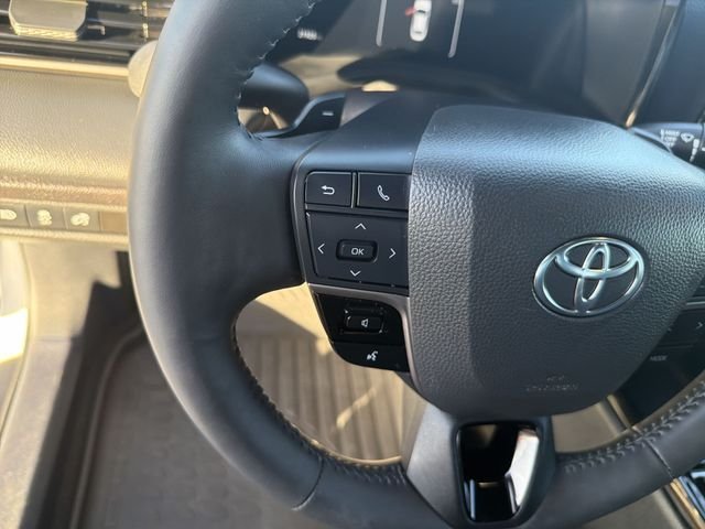 2025 Toyota Camry XSE - Photo 17