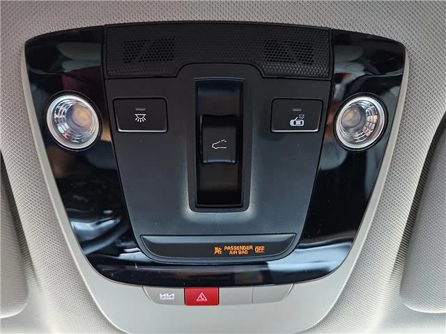 Used 2025 Wolf Gray KIA S Front-Wheel Drive image 14