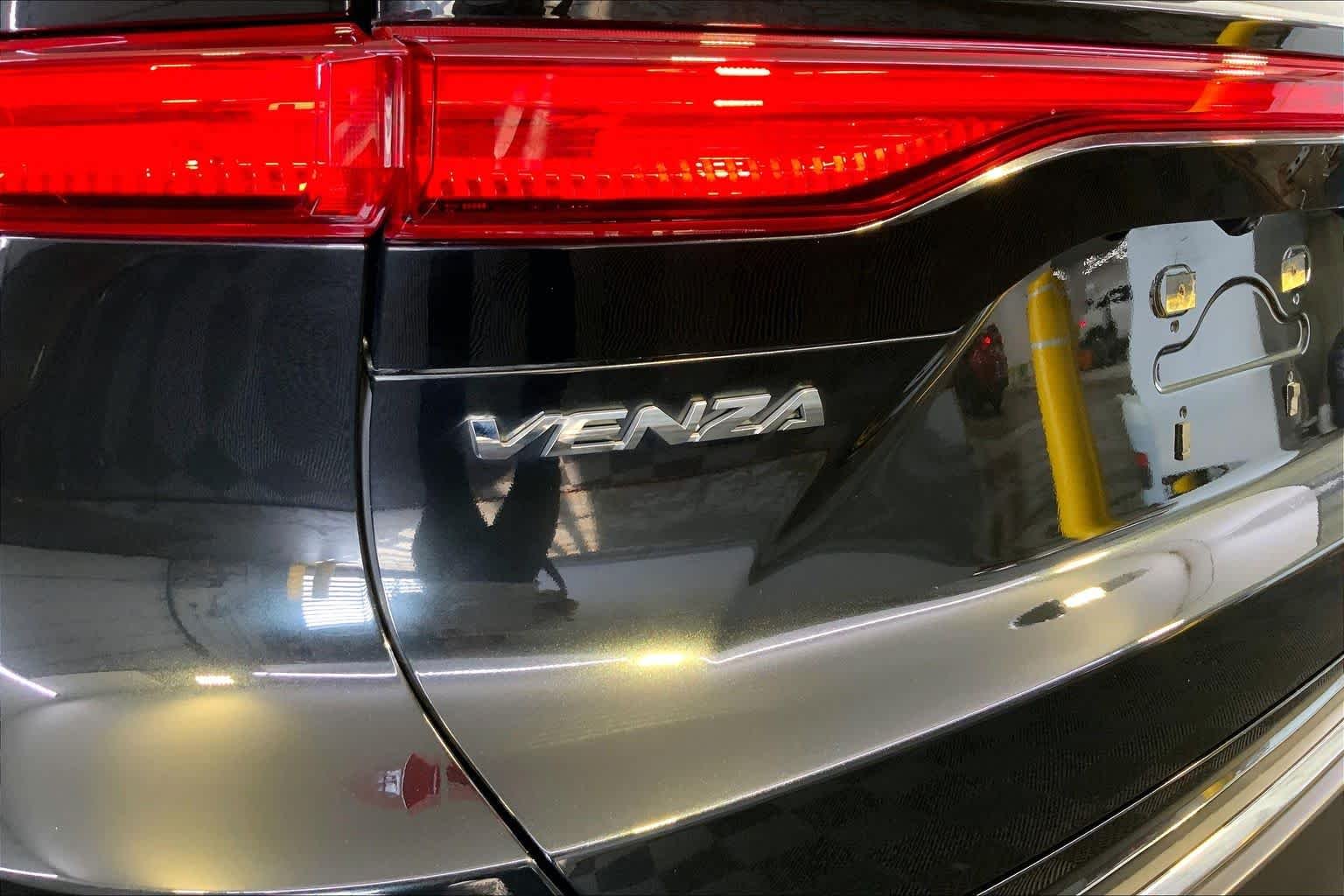 Used 2022 Celestial Black Toyota XLE image 10