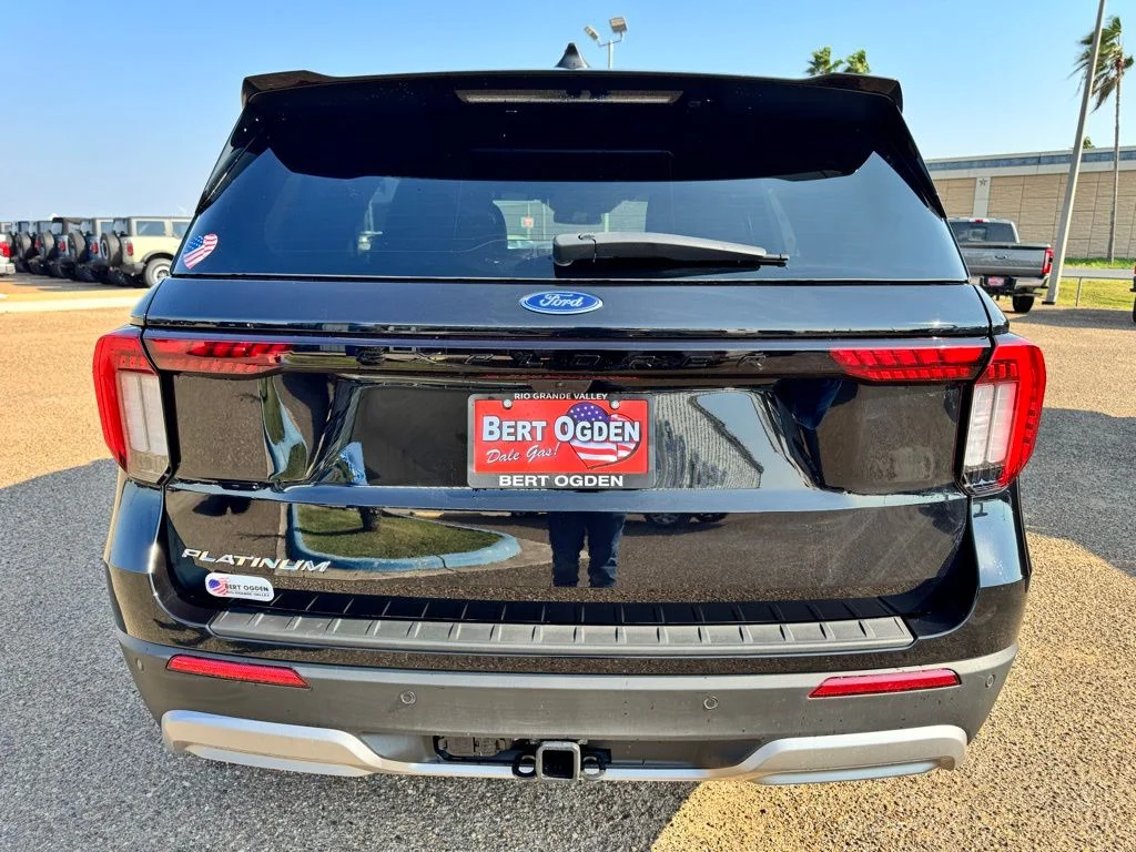 New 2026 Agate Black Metallic Ford Platinum™ image 7