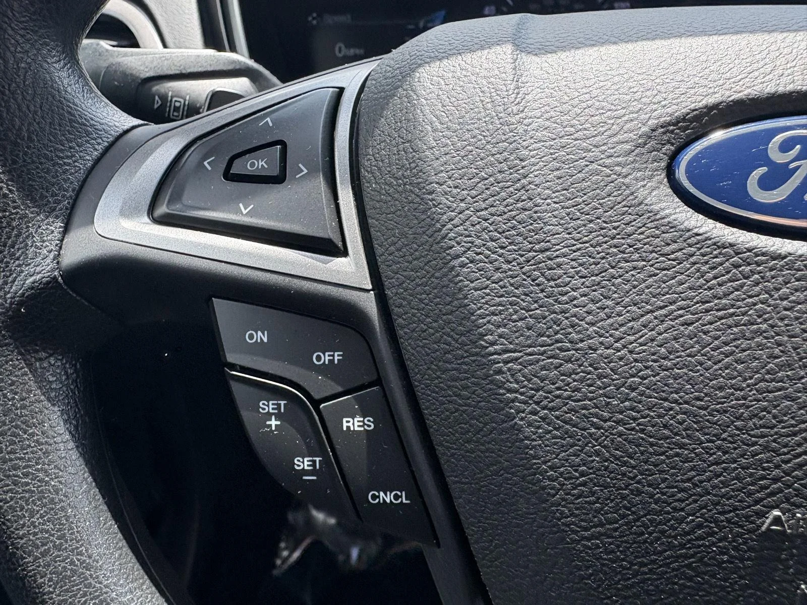 Used 2019 Rich Copper Metallic Tinted Clearcoat Ford SE image 10