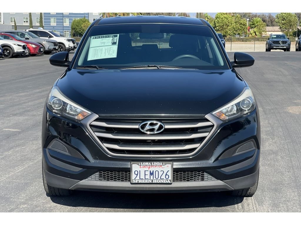 Used 2016 Ash Black Hyundai SE image 9