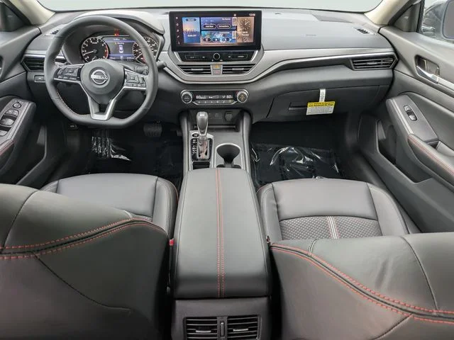 New 2026 Pearl White TriCoat / Super Black Two-tone Nissan SR Midnight Edition® image 10