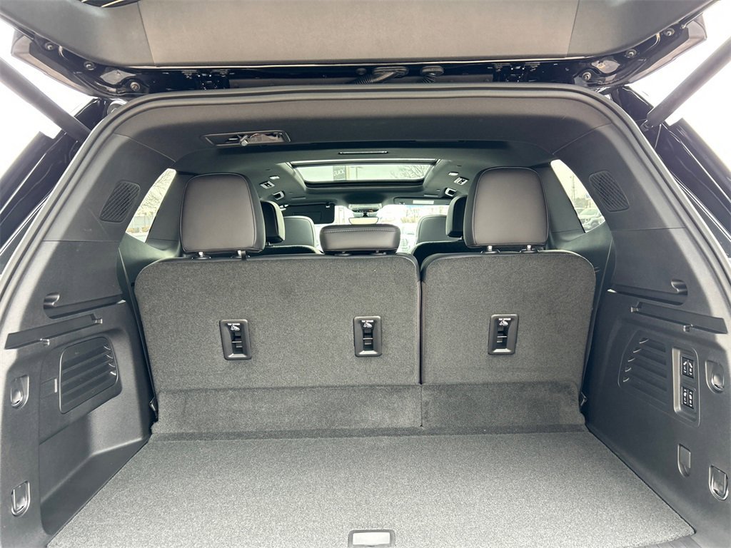 2026 GMC ACADIA - Image 36