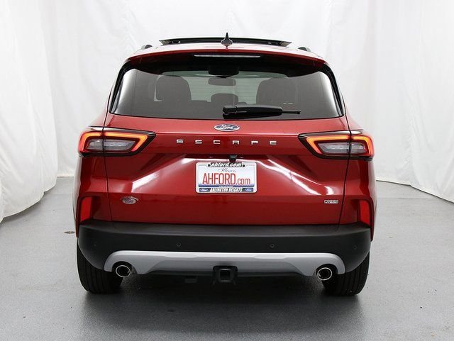 New 2025 Rapid Red Metallic Tinted Clearcoat Ford Plug-in Hybrid image 6