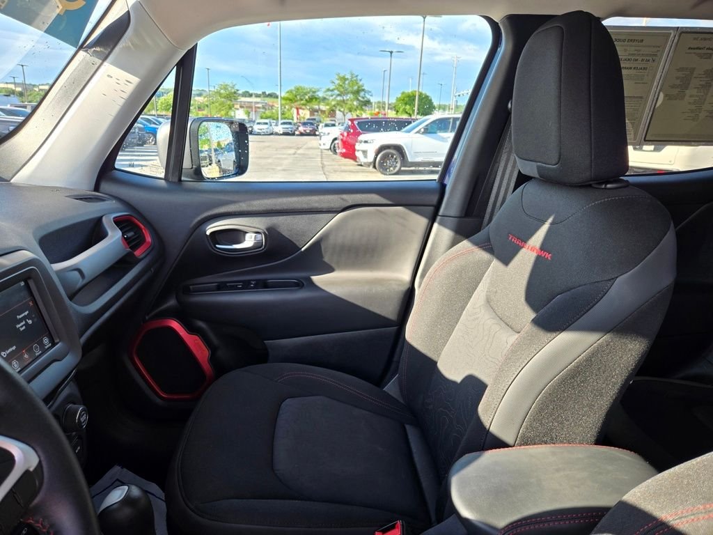 Used 2020 Blue Jeep Trailhawk image 27