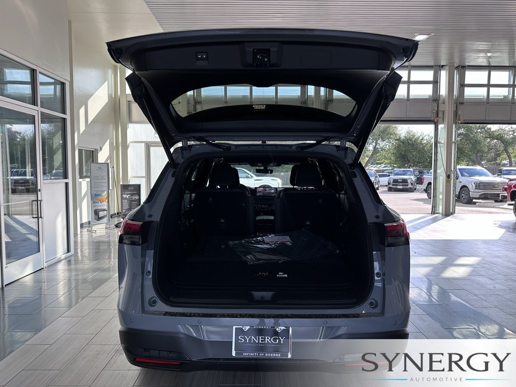 New 2027 HARBOR GRAY INFINITI Sport AWD image 8