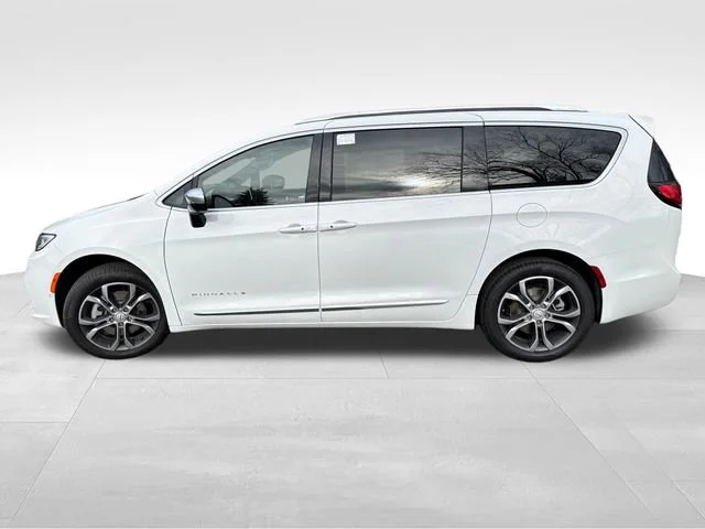 New 2026 Bright White Clear-Coat Exterior Paint Chrysler Pinnacle image 4