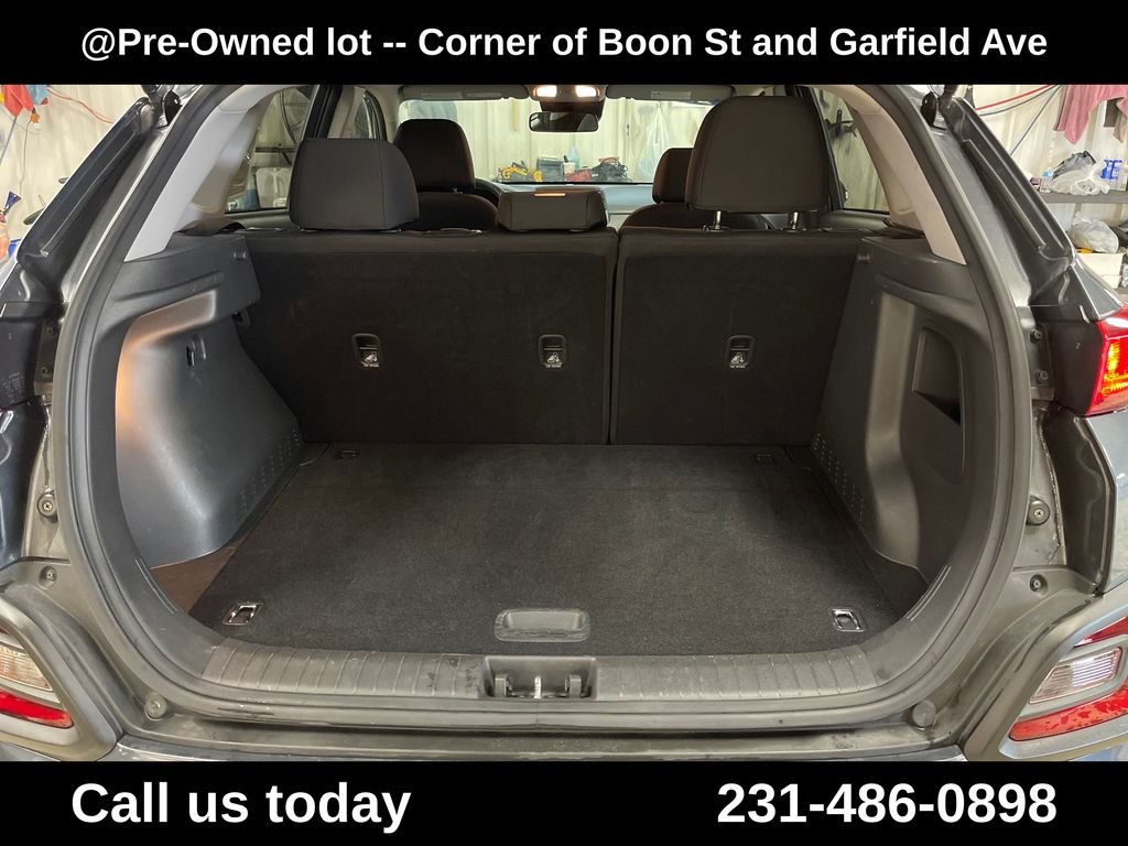 Used 2021 Gray Hyundai SEL image 22