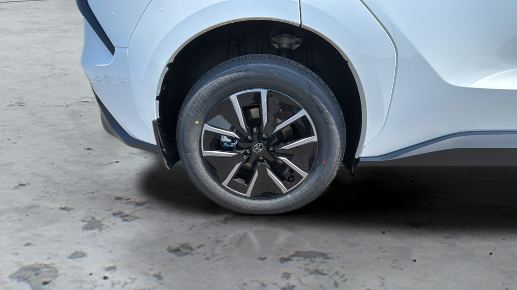 New 2026 Wind Chill Pearl Toyota XLE image 42