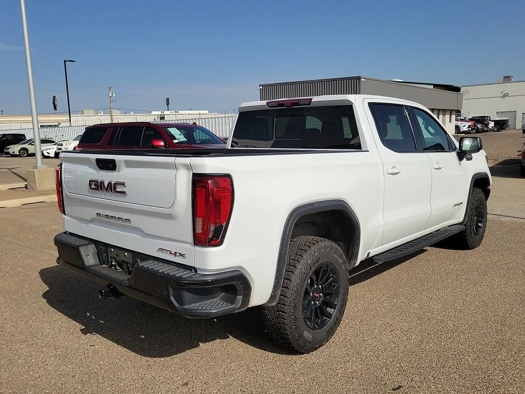 Used 2023 SUMMIT WHITE GMC AT4X image 11