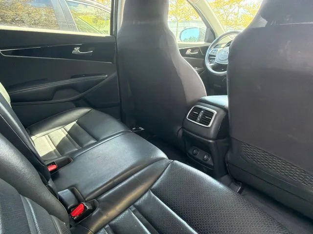 Used 2020 Grey Kia EX image 12