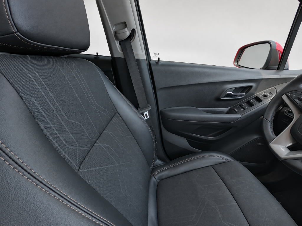Used 2020 Red Chevrolet LT image 11