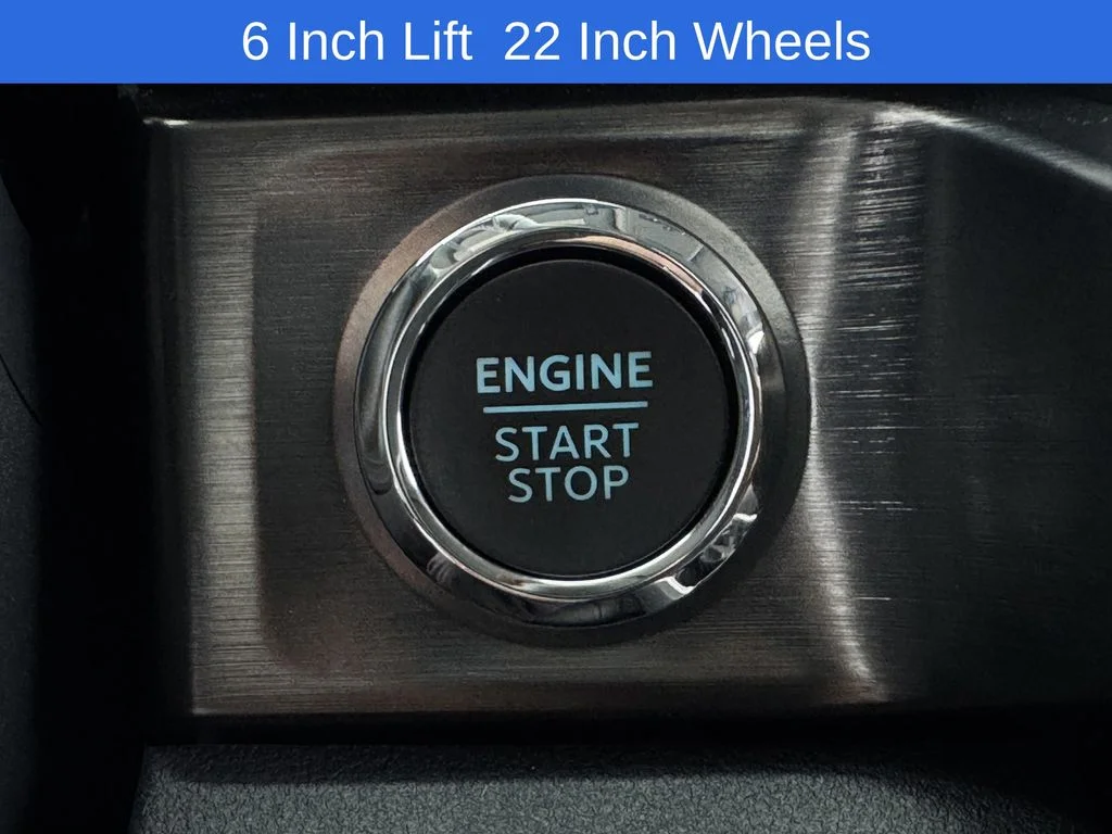 Used 2025 White Ford Lariat image 23