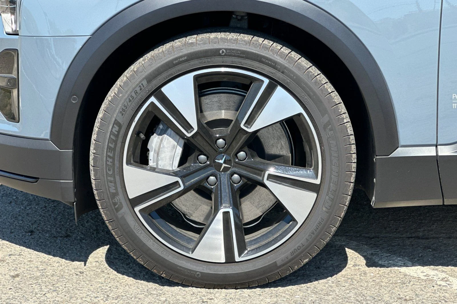 Used 2025  Polestar Long Range Dual Motor image 11