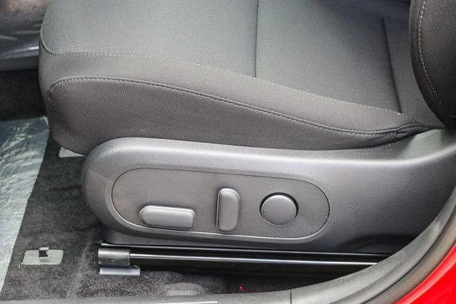 2025 Hyundai Kona EV SEL - Photo 20