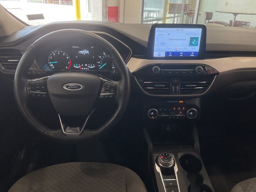 Used 2021 Blue Ford SE image 32