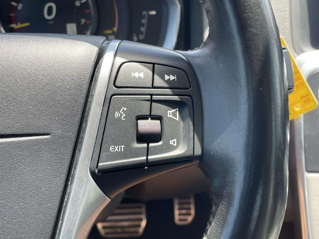 2018 Volvo S60 Platinum - Photo 12