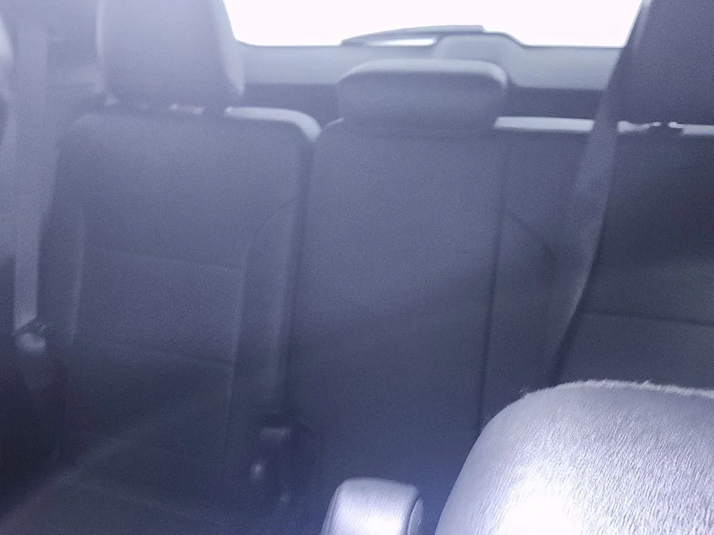 Used 2025 Gray Chevrolet Z71 image 23