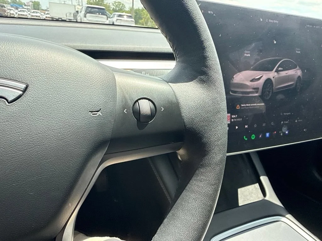 Used 2023  Tesla  image 16