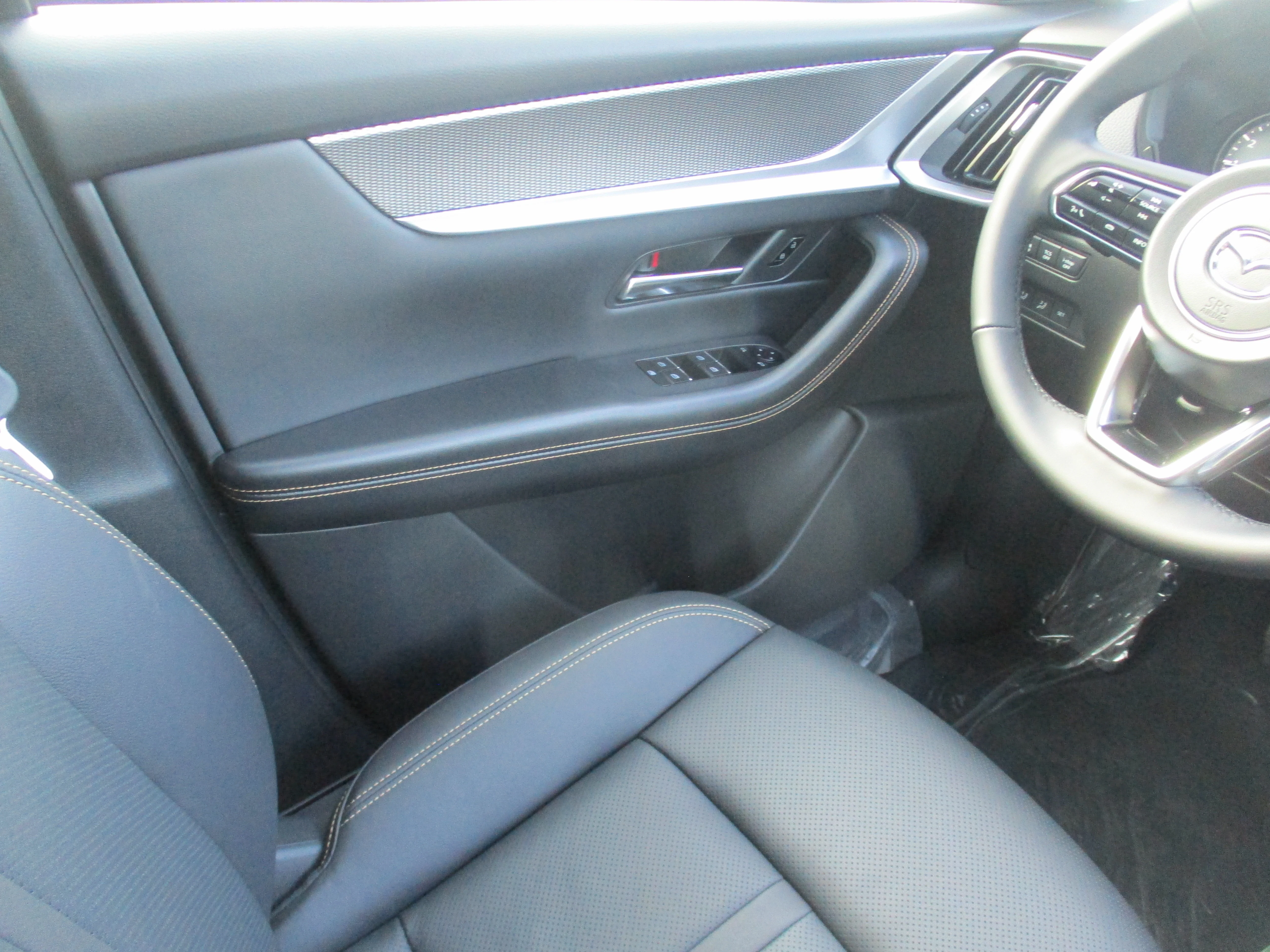 New 2026 Deep Crystal Blue Mica Mazda 3.3 Turbo Preferred AWD image 19