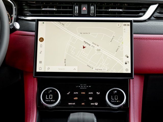2026 Jaguar F-Pace R-Dynamic S - Photo 18