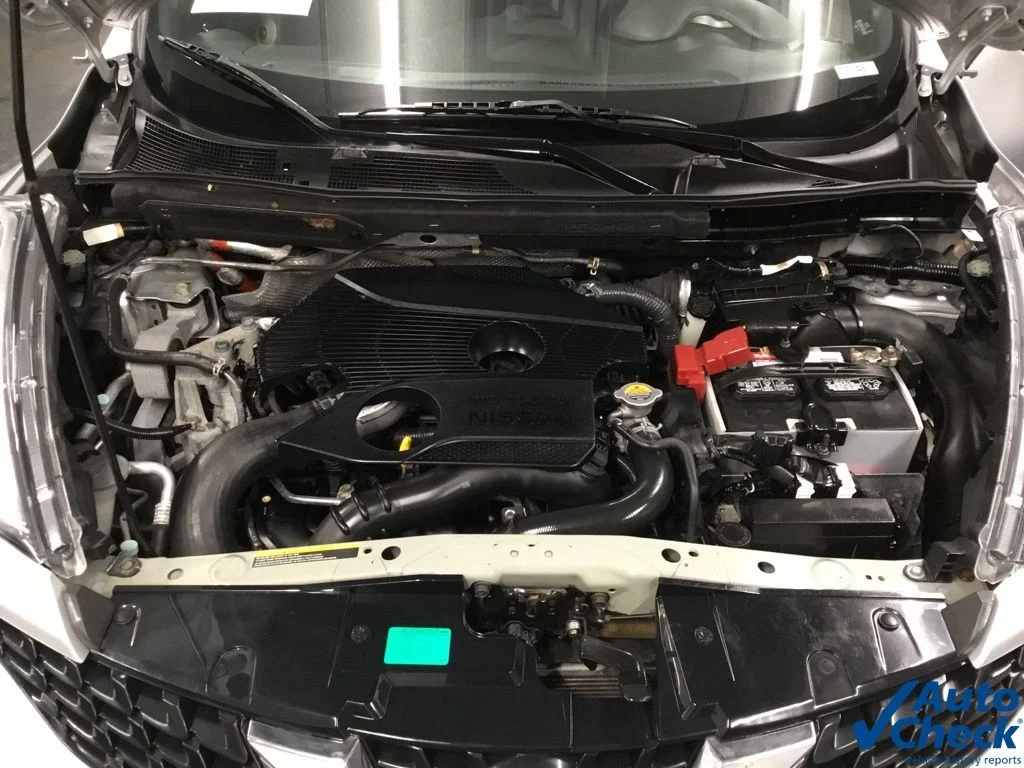 Used 2017 Silver Nissan SV image 41