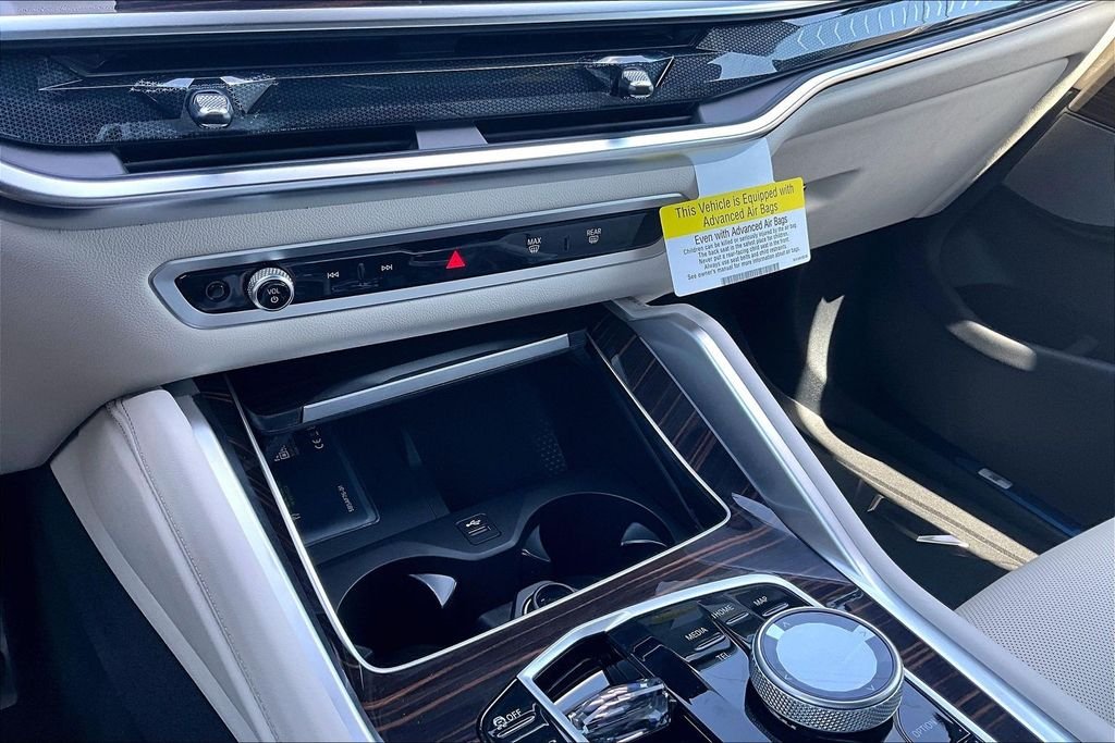 New 2027 White BMW xDrive40i image 18