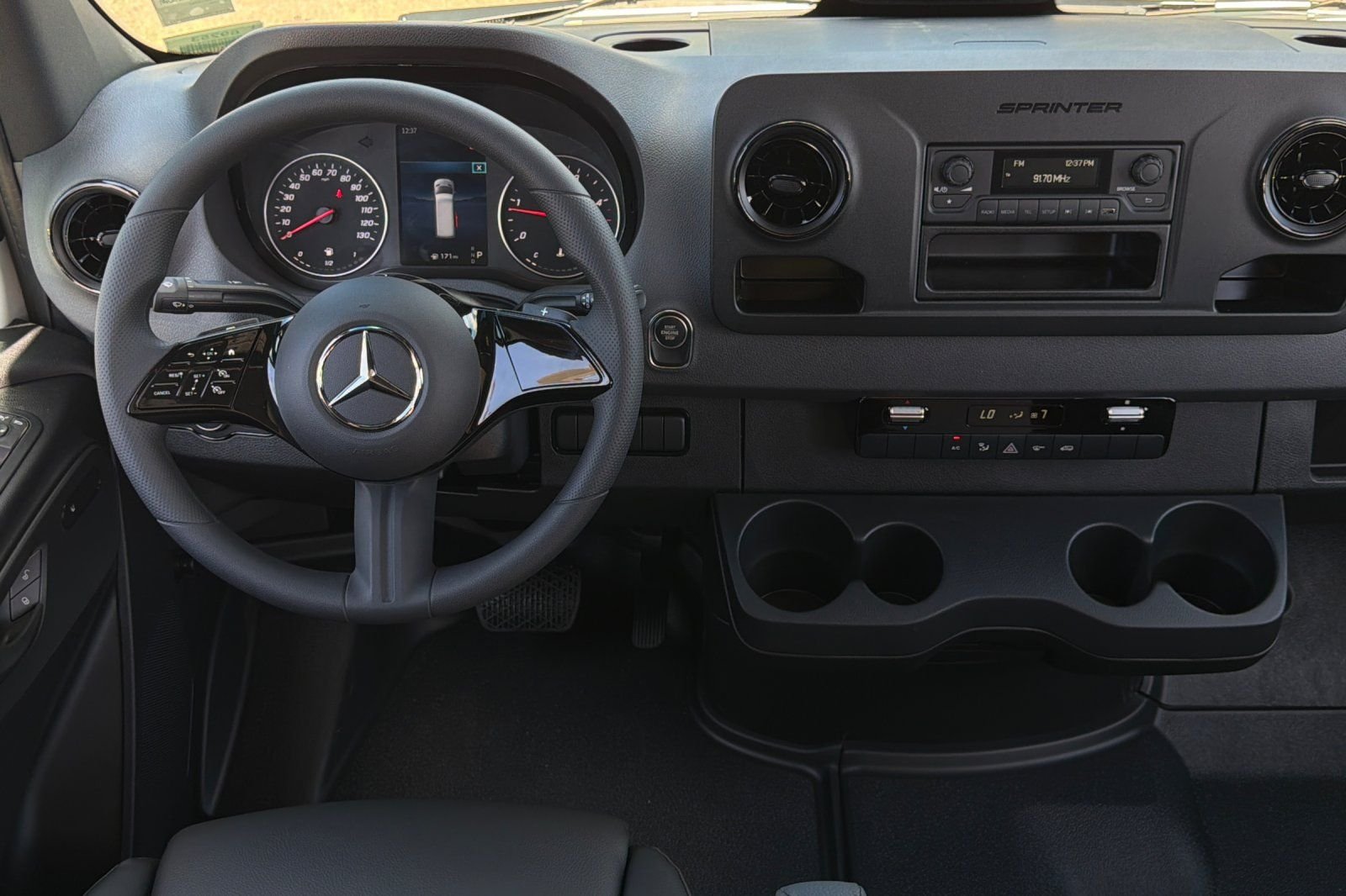 New 2026 Arctic White Mercedes-Benz Cargo 170 WB image 21