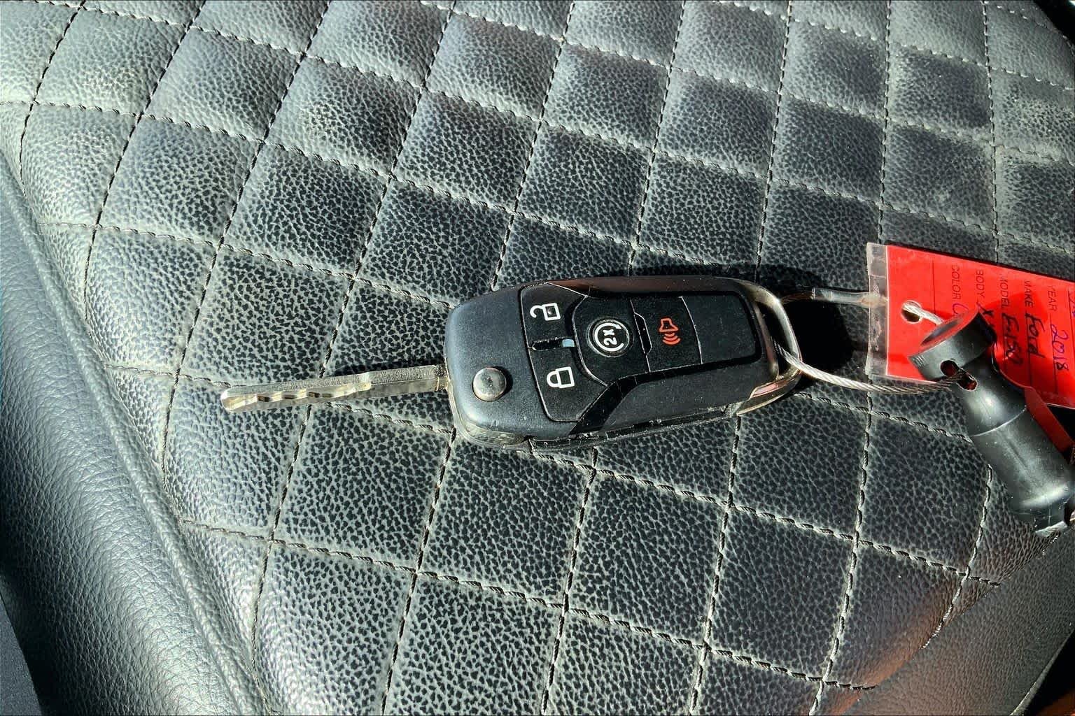 Used 2018 Magnetic Metallic Ford XLT image 13