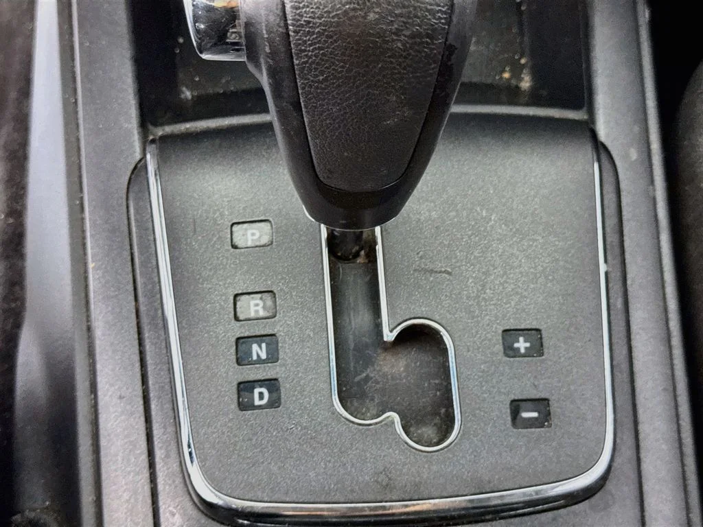Used 2008 Ebony Black Kia LX image 18