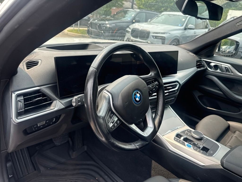 Used 2023 White BMW eDrive35 image 9