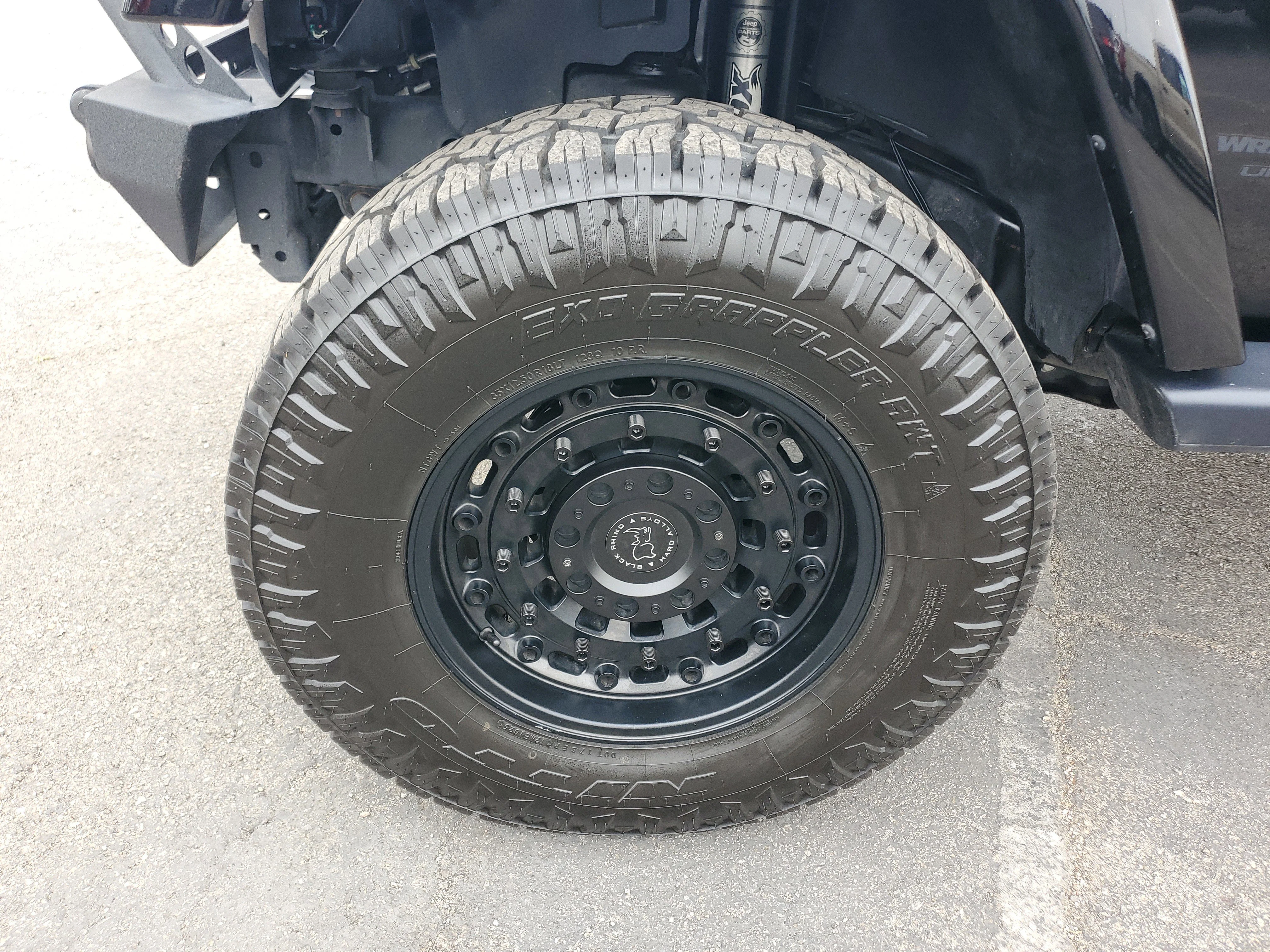 Certified Used 2018 Black Jeep Unlimited Sahara image 11