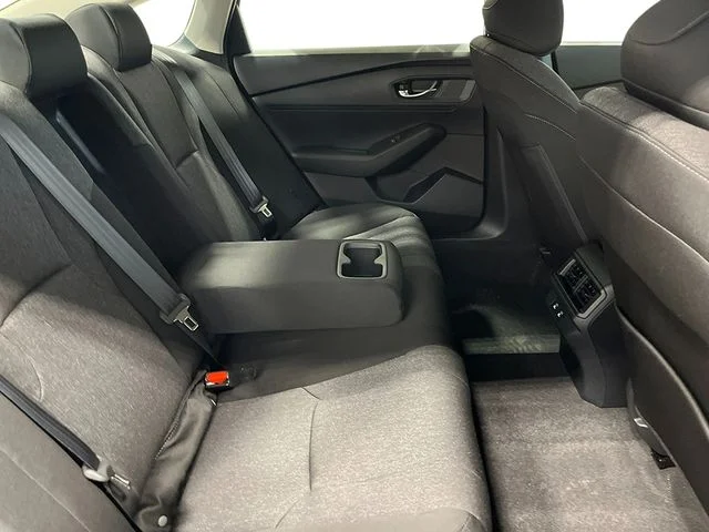 New 2026 Meteorite Gray Metallic Honda SE image 27
