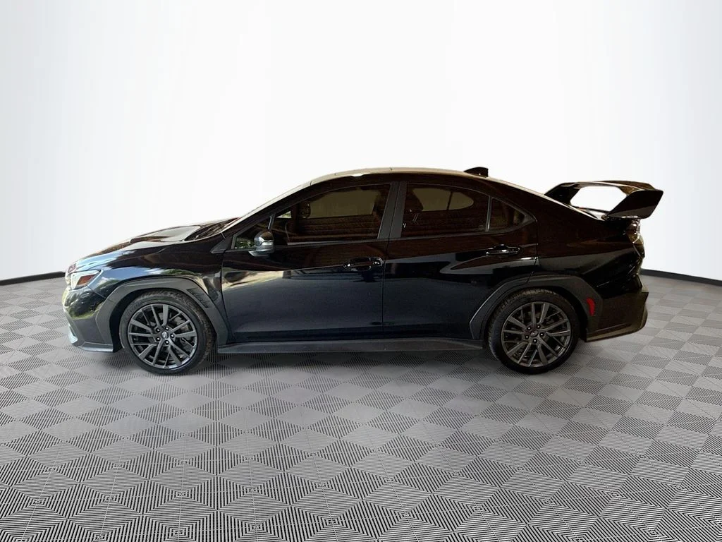 Used 2022 Black Subaru GT image 9