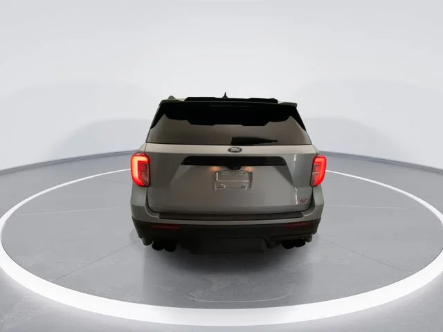 Used 2022 Silver Ford ST image 5