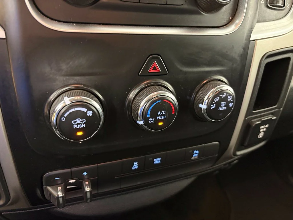 Used 2016 White Ram SLT image 26