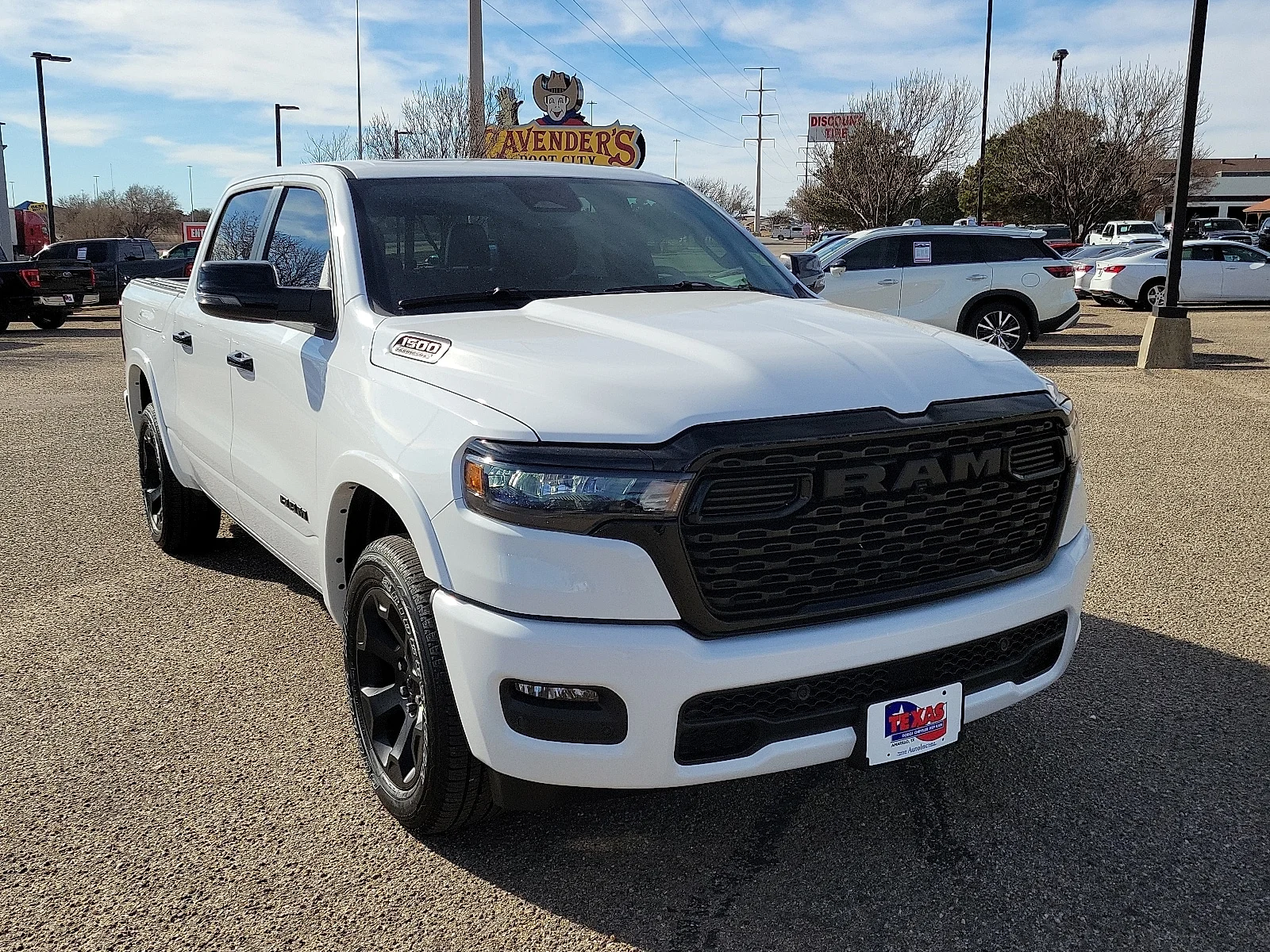 New 2026 PW7 Bright Whit Ram LONE STAR CREW CAB 4X4 5