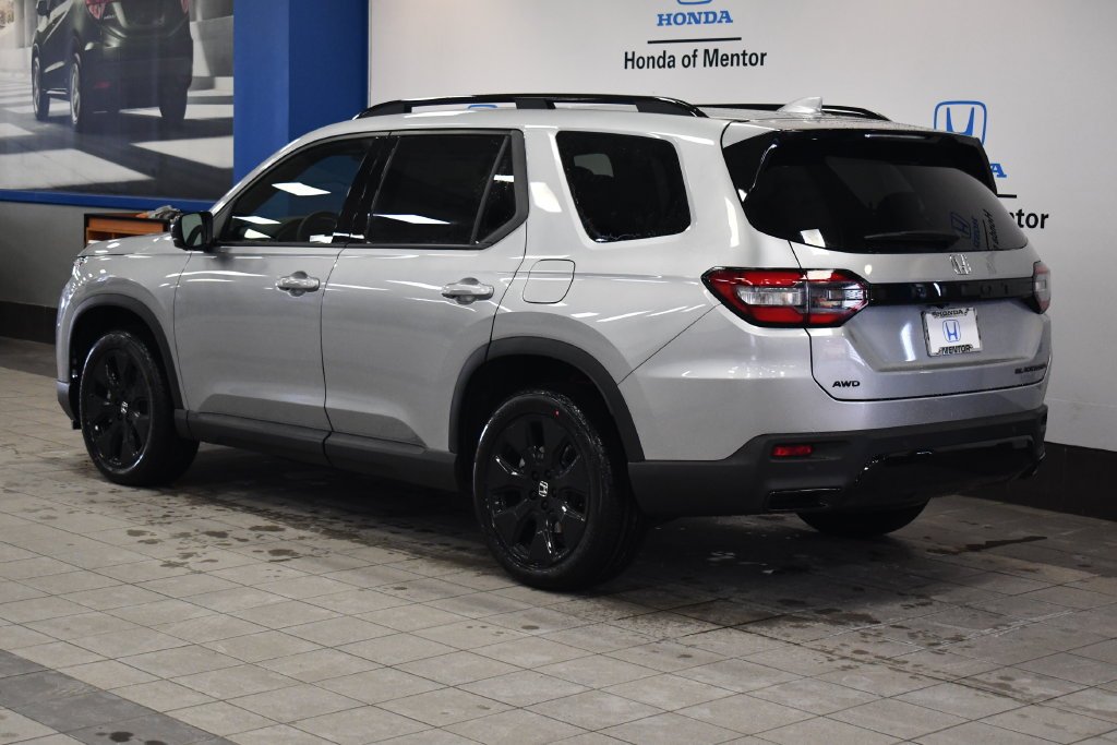 New 2026 Solar Silver Metallic Honda Black Edition image 5