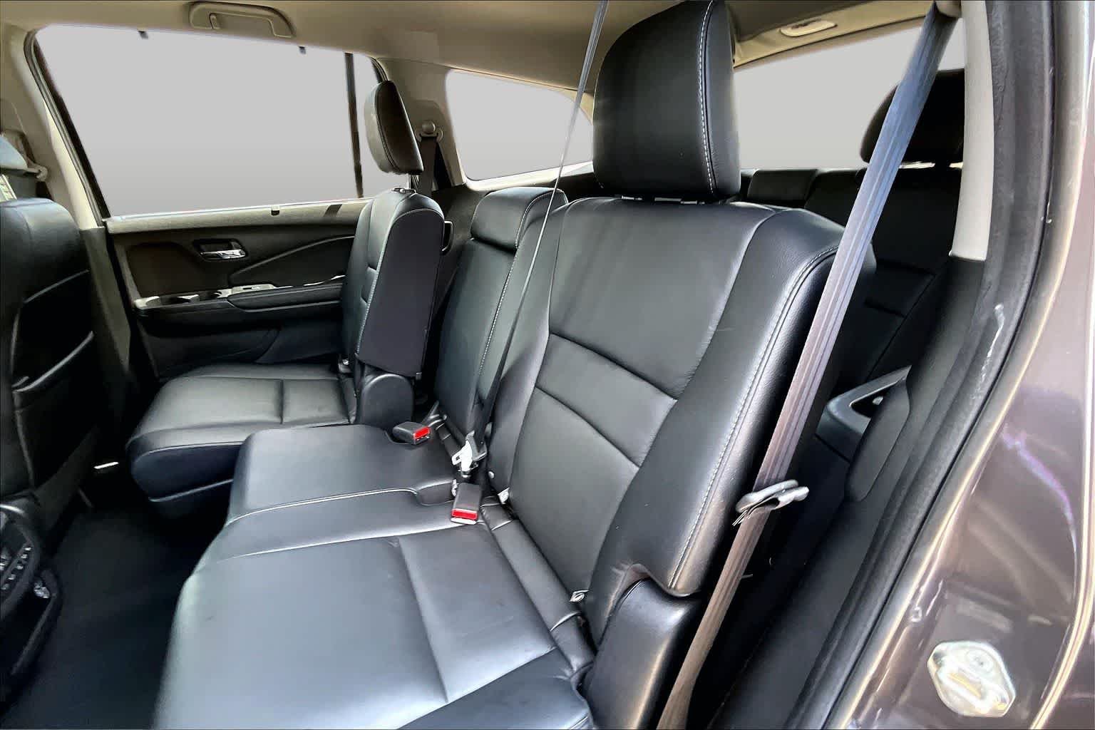 Used 2019 Modern Steel Metallic Honda EX-L image 21