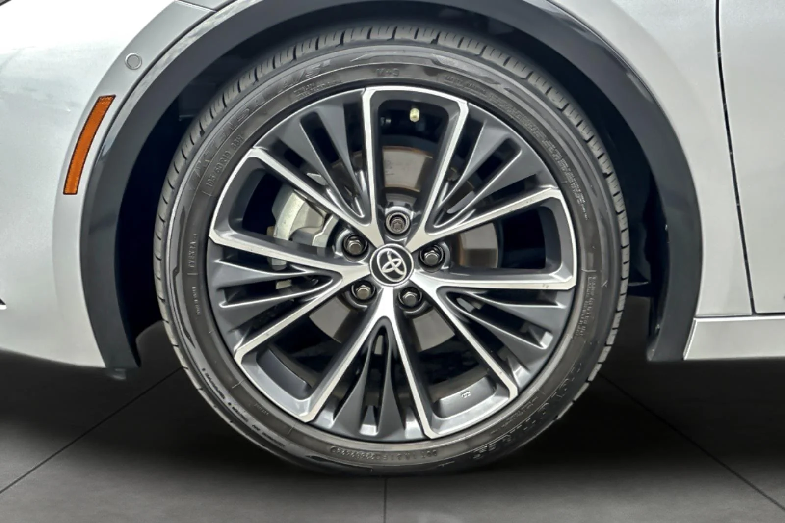 Certified Used 2024 CUTTING EDGE Toyota Limited image 24