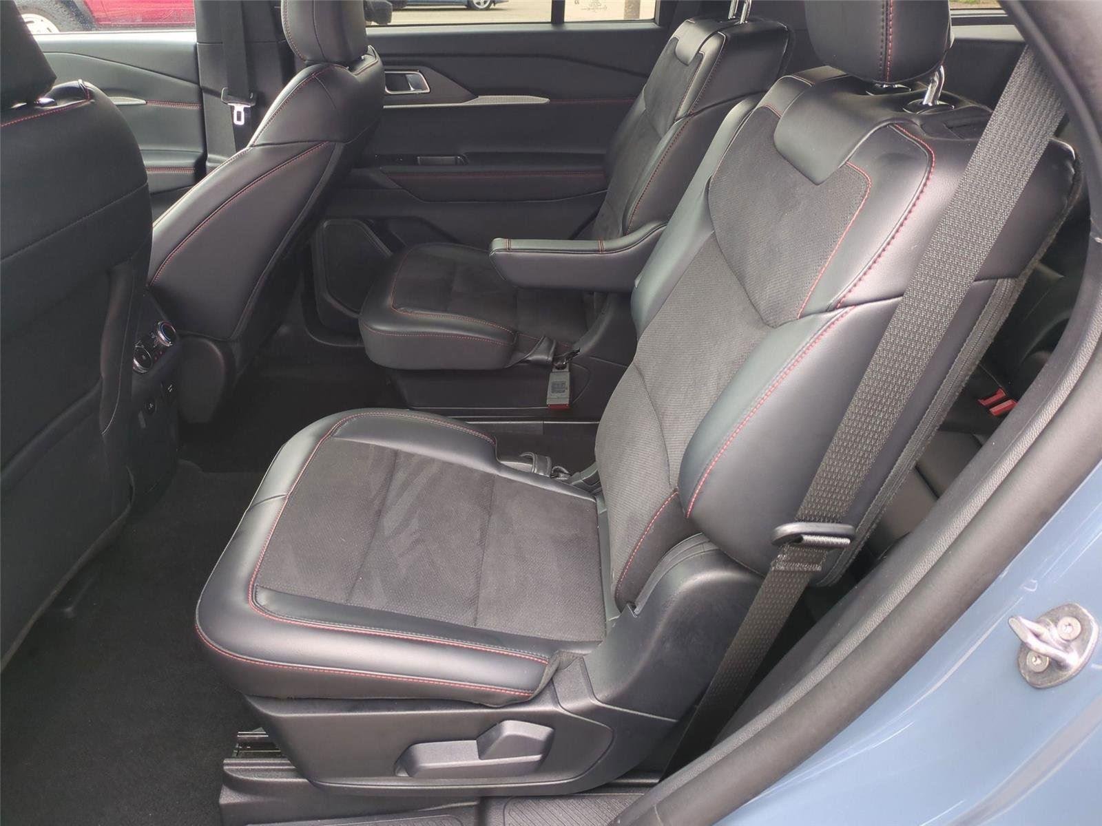 Used 2025 Vapor Blue Ford ST image 33