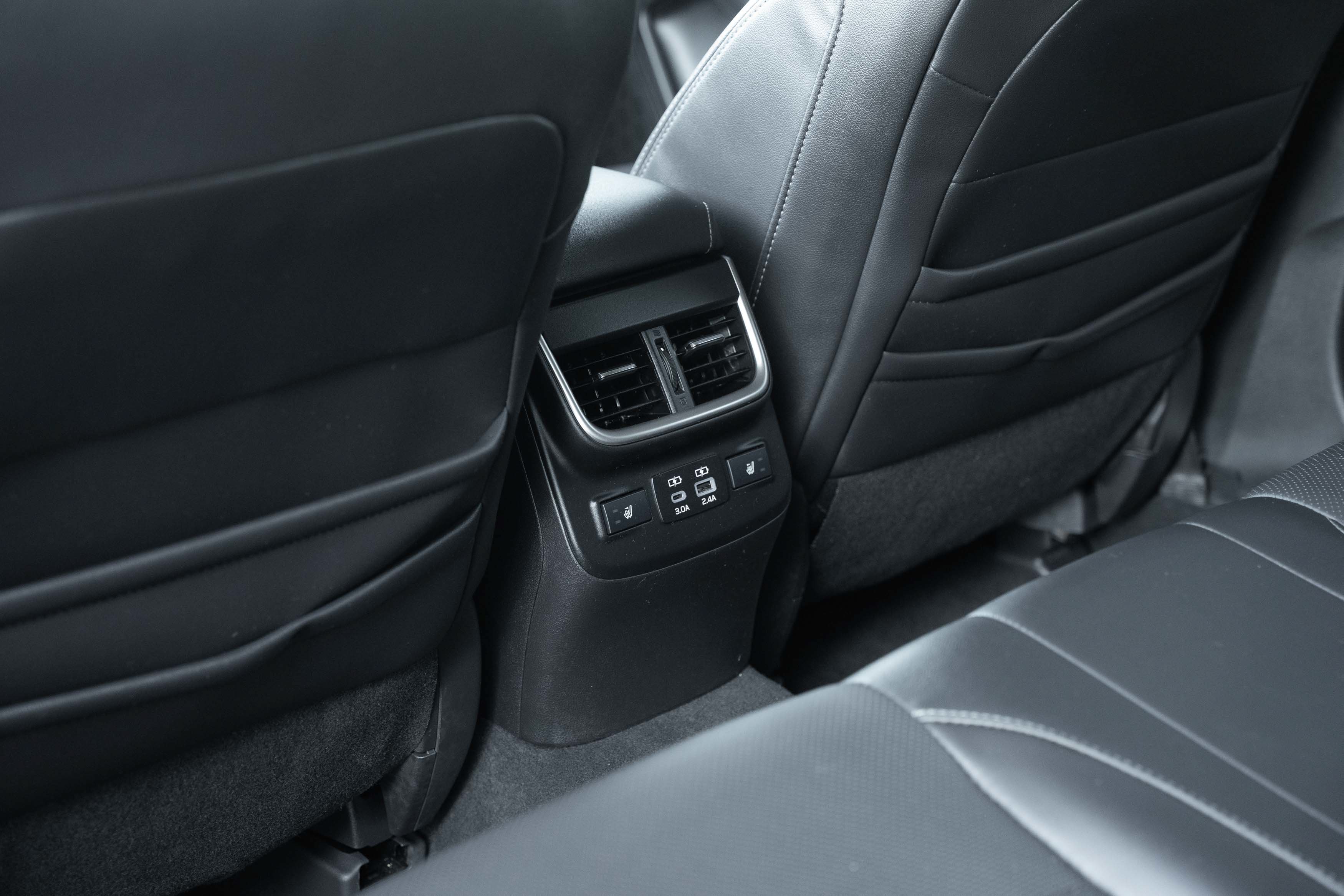 Used 2023 Magnetite Gray Metallic Subaru Limited image 24